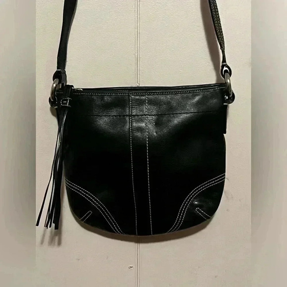 Vintage Coach Soho Style Crossbody Soft Leather Black Bag EUC - Picture 1 of 11